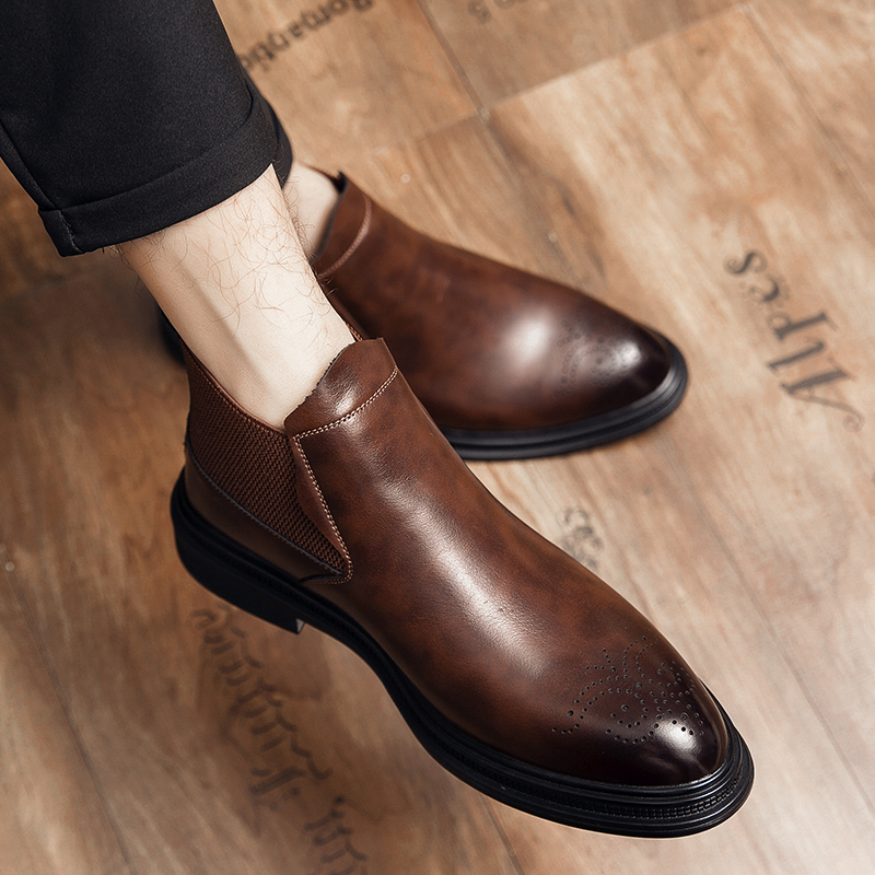 High-top leather shoes are ver - Men Shoes Formal recension och pris
