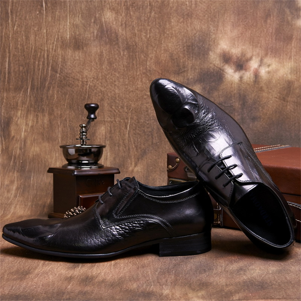 Cowhide Embossed Crocodile Pat - Men Shoes Formal recension och pris