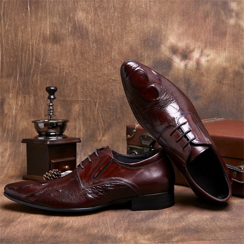 Cowhide Embossed Crocodile Pat - Men Shoes Formal recension och pris